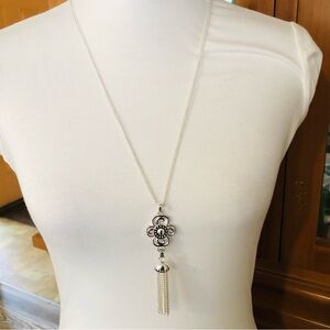 NWT Mixit Silver Tassel Pendant Necklace